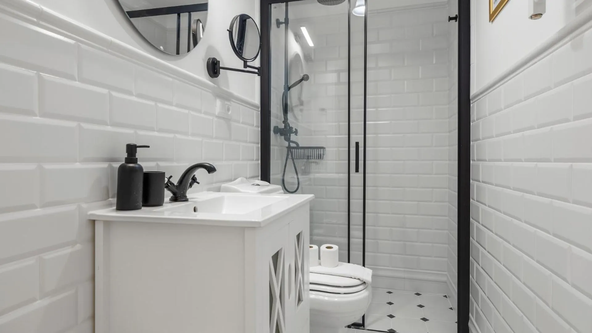 Stunning Apartment In Malaga Historic Center By Costarentals - Mal05 0*,  Espanha
