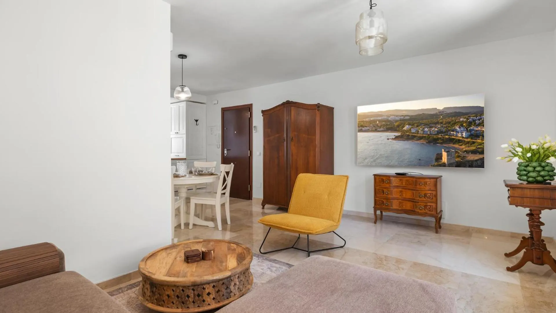 Stunning Apartment In Malaga Historic Center By Costarentals - Mal05